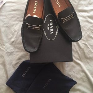 Men’s authentic Prada shoes size 8